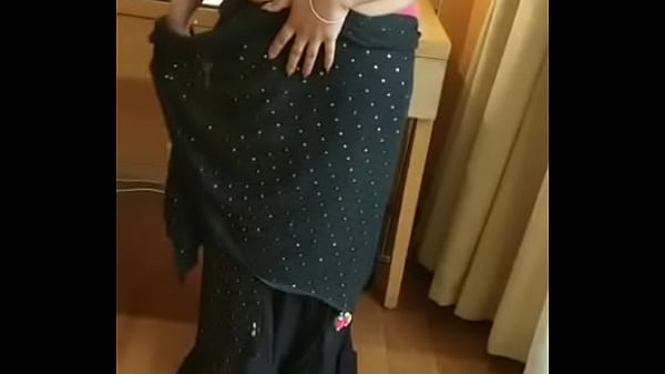 Indian Muslim Lady Poy