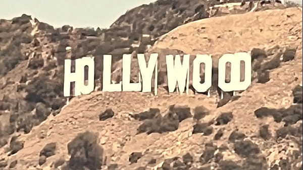 Hollywood Film Hindi Mein Downloading